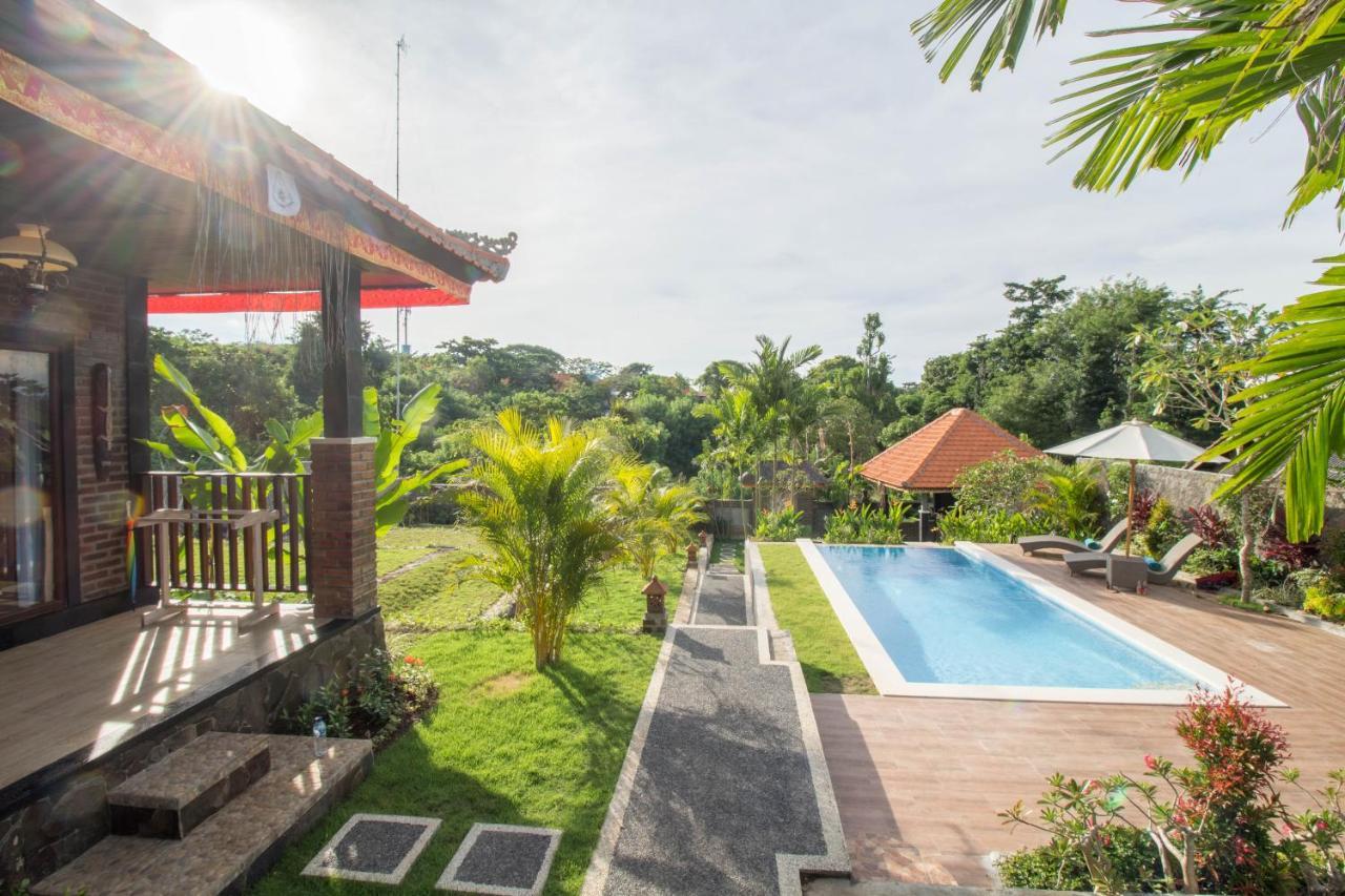 Kubu Nyang Nyang Uluwatu Apartamento Exterior foto