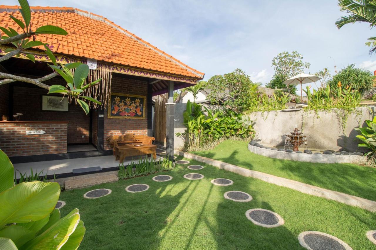 Kubu Nyang Nyang Uluwatu Apartamento Exterior foto